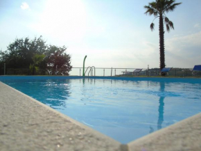 EMPTYCOUNT:1 COUNTRY HOUSE Marj & Jo RESORT